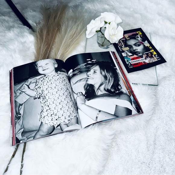 KATE MOSS By Mario Testino - Picture 3 of 4